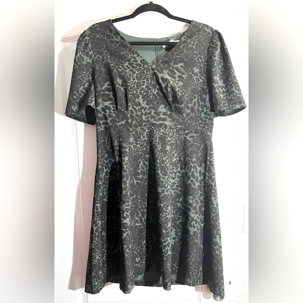 Lark & Ro women’s dress size 12